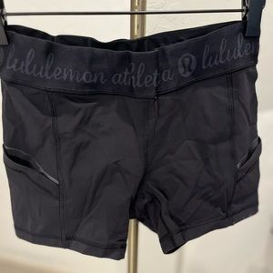 Lululemon Bike Shorts | Black | Size 6 | Pockets | Reflective | GREAT Condition
